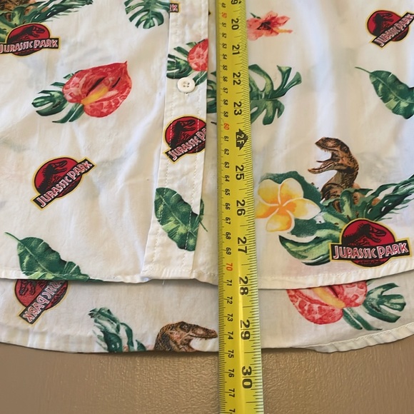 Jurassic Park Men’s Button Down Medium - Picture 4 of 6